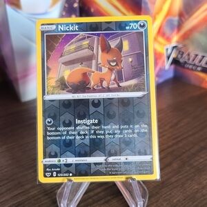Nickit 125/202 Pokemon TCG Reverse Holo